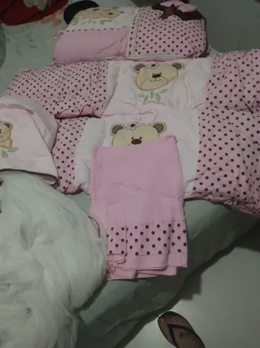 Vendo kit de berço menina