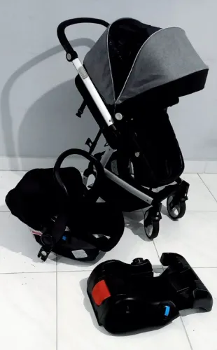 Carrinho moises+Bebê Conforto+Base HIGIENIZADO