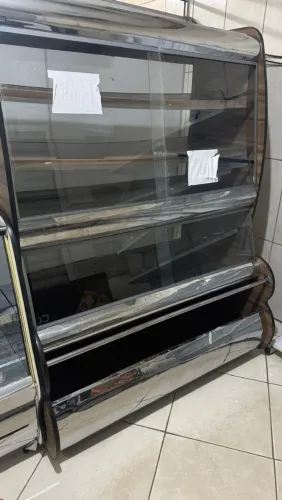 Armário expositor de secos 
