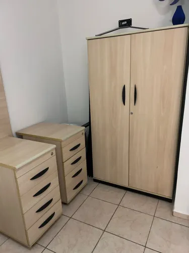 Kit móveis escritório armário, 2 arquivos e mesa