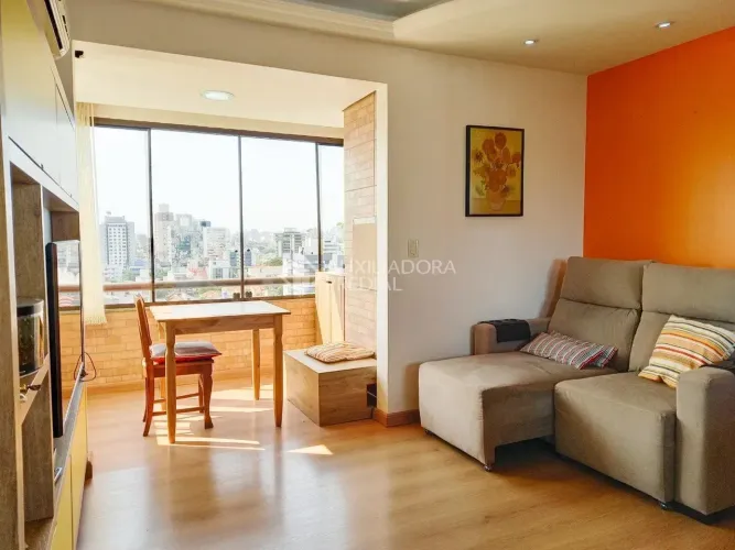 Imóvel para venda possui 57 metros quadrados com 2 quartos em Farroupilha - Porto Alegre -