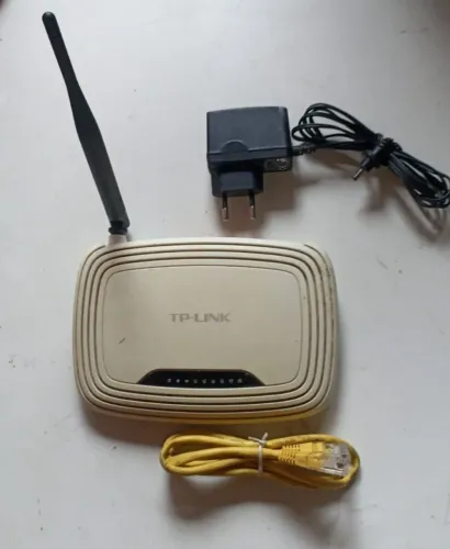 Roteador repetidor TP-Link 150mbps