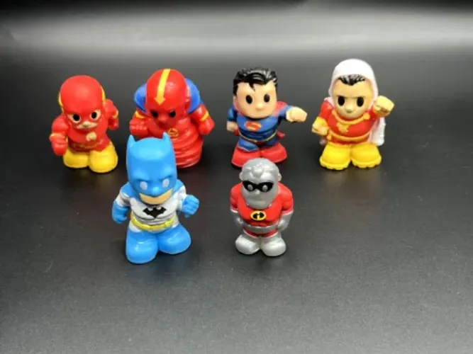 PONTEIRAS DE LAPIS DC COMICS OoSHIES XL