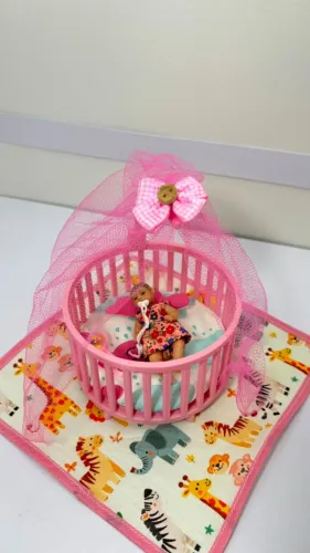 Berço - Casinha de bonecas - Estilo My Baby Zuru