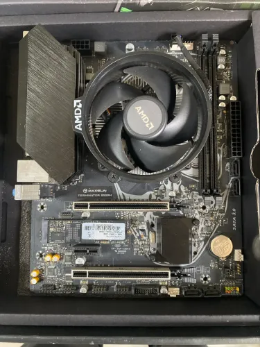 Kit Ryzen 5 5600gt, placa mãe b550 e 256gb de SSD nvme