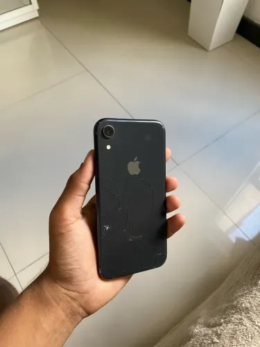 Vendo iPhone xr 64gb. LEIA A DESCRIÇÃO