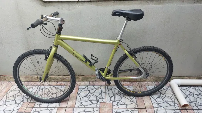 Bicicleta Aro 26 Alumínio - Shimano 24v - Revisada + Suporte de Parede