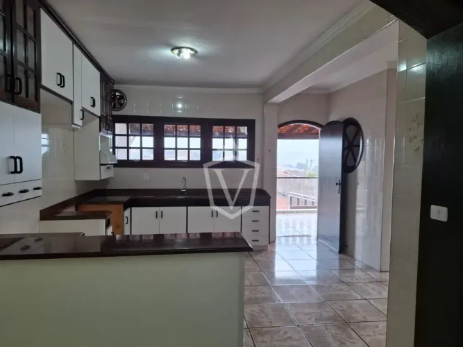 Casa para Venda Residencial e Comercial no Vila Tupi - Várzea Paulista/SP