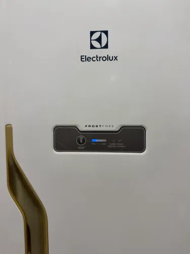 Geladeira Eletrolux Frost free