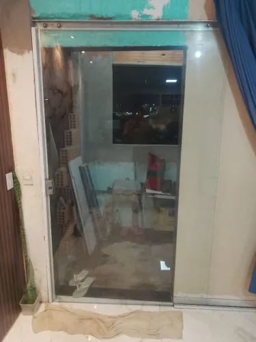 Vendo porta de vidro 