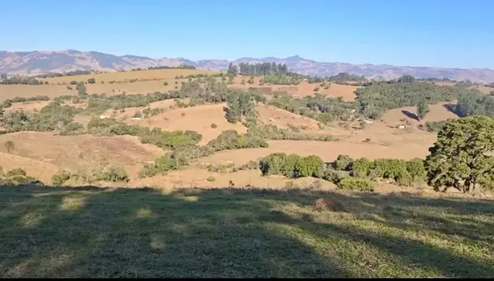 Terreno vista da serra