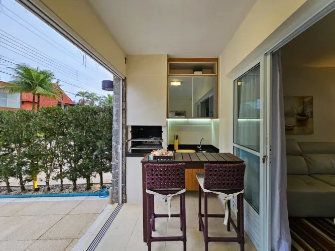 Village com 3 dormitórios à venda, 92 m² por R$ 1.580.000 - Riviera - Módulo 28 - Bertioga
