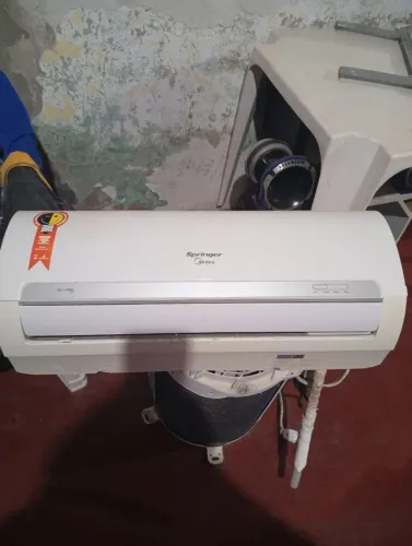 Central Midea de 9 mil