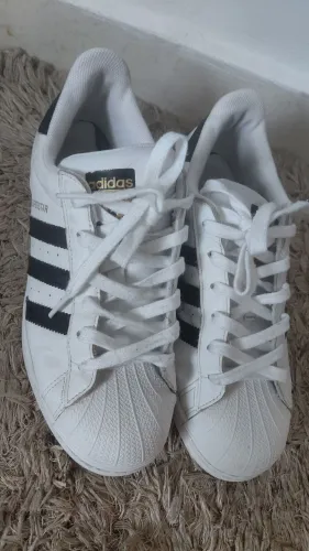 Tenis adidas lindo 