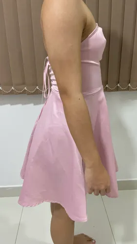 Vestido Rosa Curto Delicado