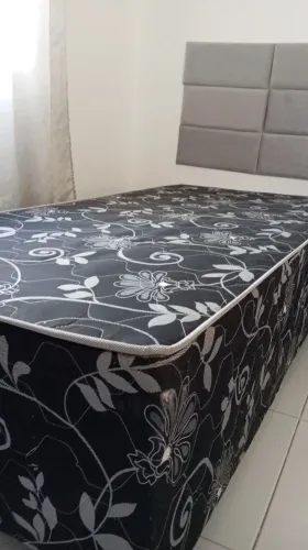 Cama box de solteiro + colchão de solteiro