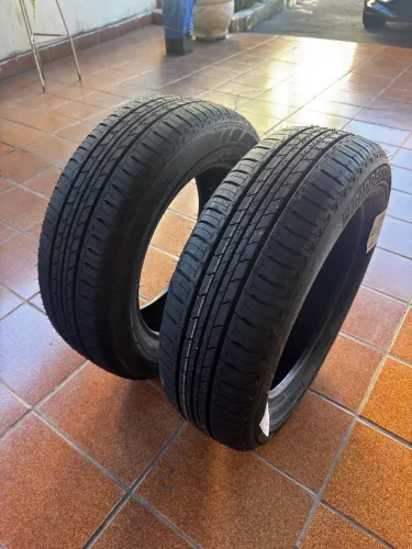 2 Pneus 185/60 R15 bridgestone ep150 ecopia 88h