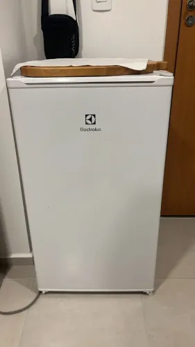 Frigobar Electrolux