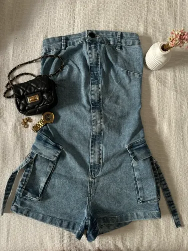 Macaquinho duplo jeans 