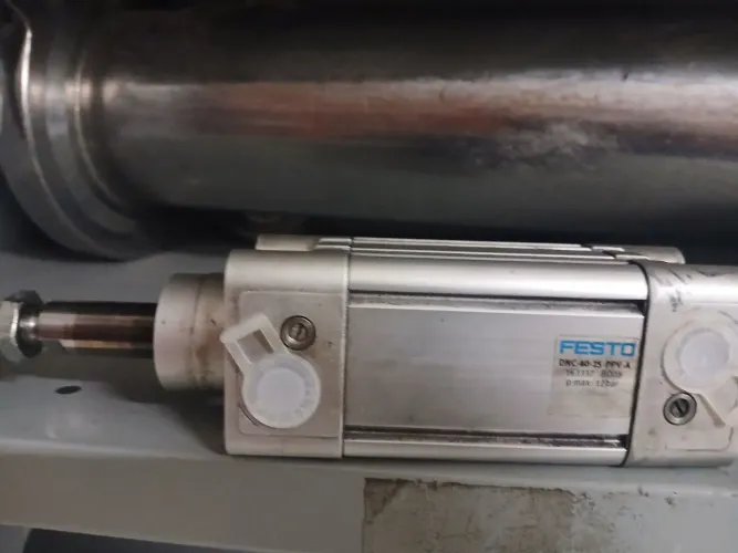 Auador pneumatic FESTO