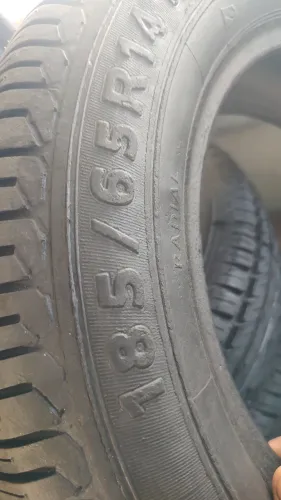 Pneu remold 185/65 R 14