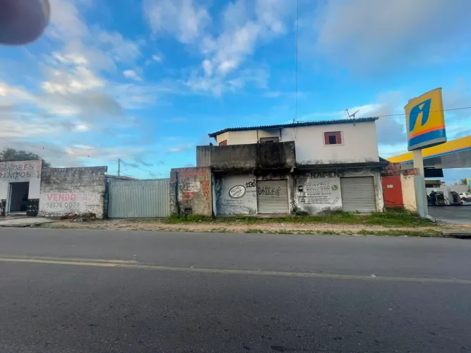 Vende se área comercial ou residencial
