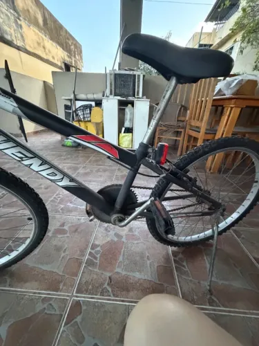 Bicicleta Wendy preta aro 24