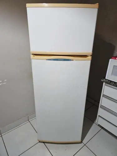 Geladeira Consul Biplex 340L 127V Funcionando Perfeitamente