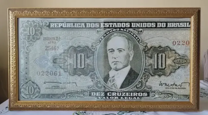 Quadro Com Cédula Decorativa De 10 Cruzeiros - Ler Descrição