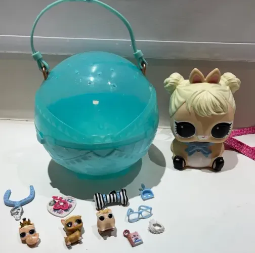 L.O.L. Surprise Biggie Pet Hop Hop + Mini Pets e Acessórios - Importada EUA