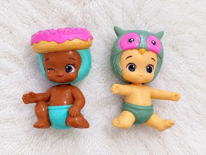 Bonecos minis