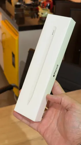 Apple Pencil 2ª Geração - Lacrada, sem uso! Loja física! Com garantia! Até 18x no cartão