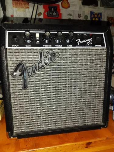 Amplificador FENDER frontman g10 timbre excelente