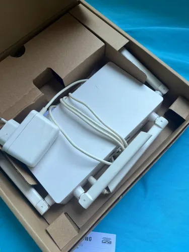 Roteador/Repetidor Wi-Fi Huawei 4 antenas