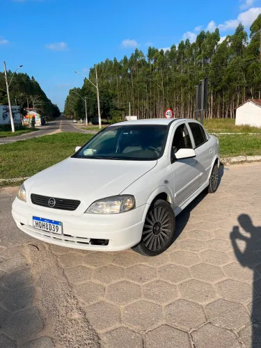 Chevrolet Astra Sedan/ GL Sedan 1.8 MPFI 4P (álcool) 2002