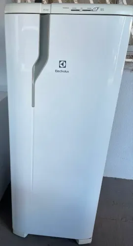 Geladeira/Refrigerador Electrolux