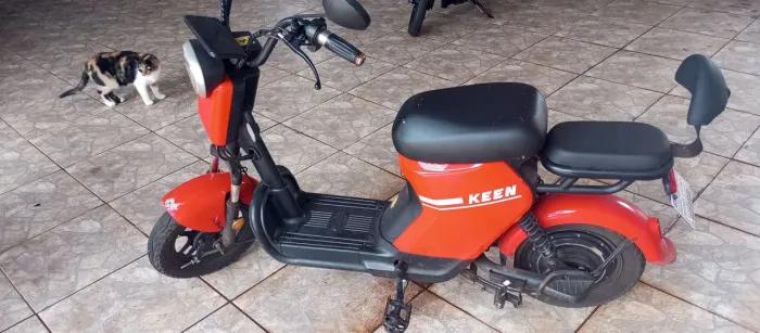 Scooter elétrica