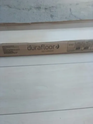 100 metros de piso laminado