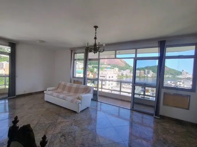 Lagoa - Apartamento 170m² frontal a Lagoa