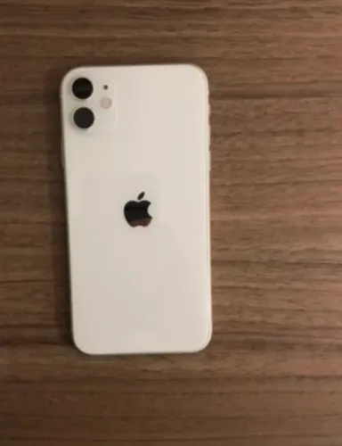 iPhone 11 64gb com caixa e fone original
