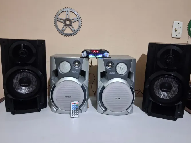 Som amplificado 800w, Bluetooth,  USB, Rádio, Auxiliar,  4 caixas + Fonte 