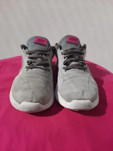 tênis nike revolution 3 cinza pink 37