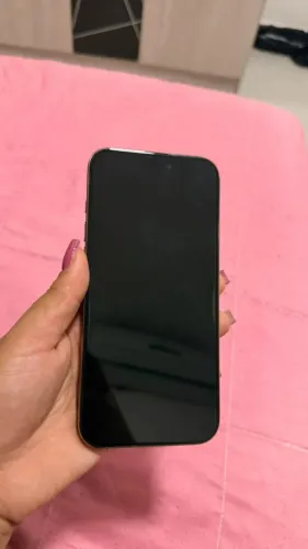 iPhone 16 Pro Max 256GB Dourado - 94% Bateria