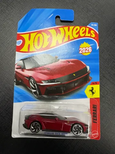 Ferrari 12 Cilindri Hotwheels