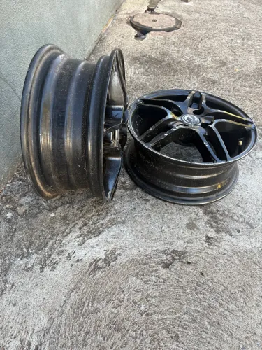 Vende se duas rodas aro 14