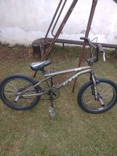 Bicicleta BMX GTS B3