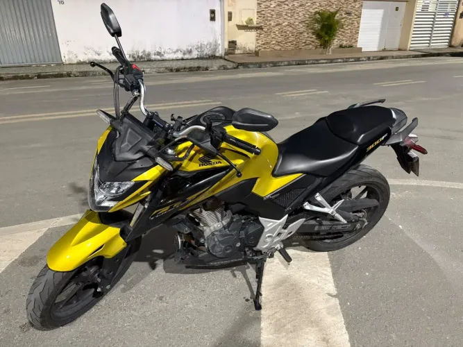 Honda CB 300 - Twister - ABS