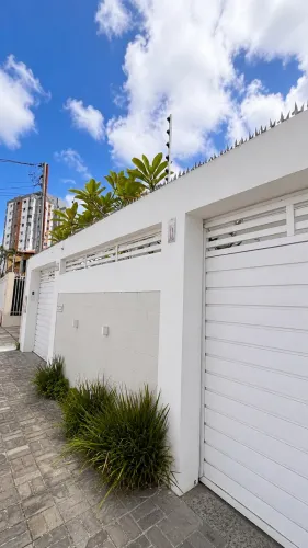 Casa à venda no Suíça | 4 Quartos | 4 suítes | Piscina | Área Gourmet com churrasqueira