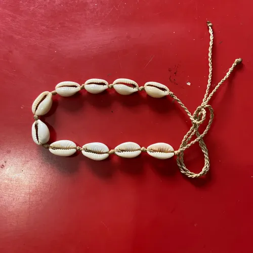 Colar búzios 