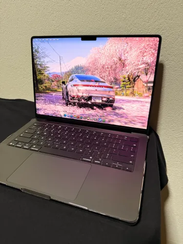 MacBook Pro M5 Pro - Novo - Leia a descrição!